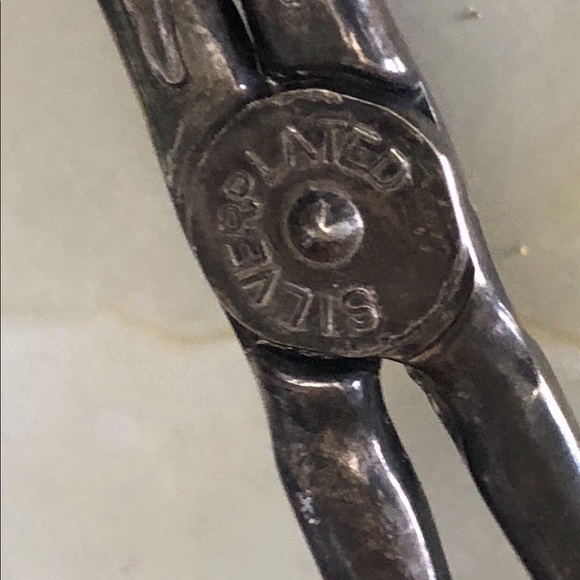 Vintage Silver Plated Pastry Server Tongs - Picture 4 of 4